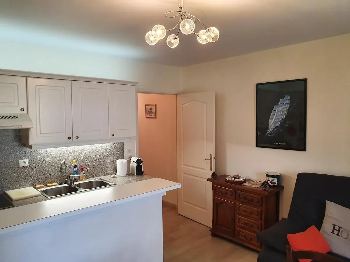 Cannes Pres Croisette Beau 2 Pieces 3 Etoiles Apartment France