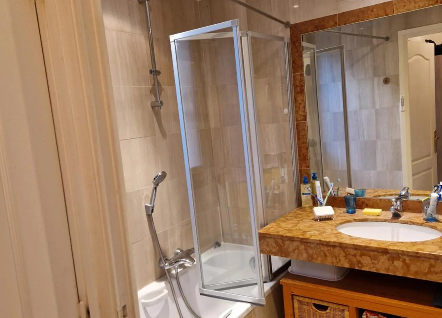 Cannes Pres Croisette Beau 2 Pieces 3 Etoiles Apartment